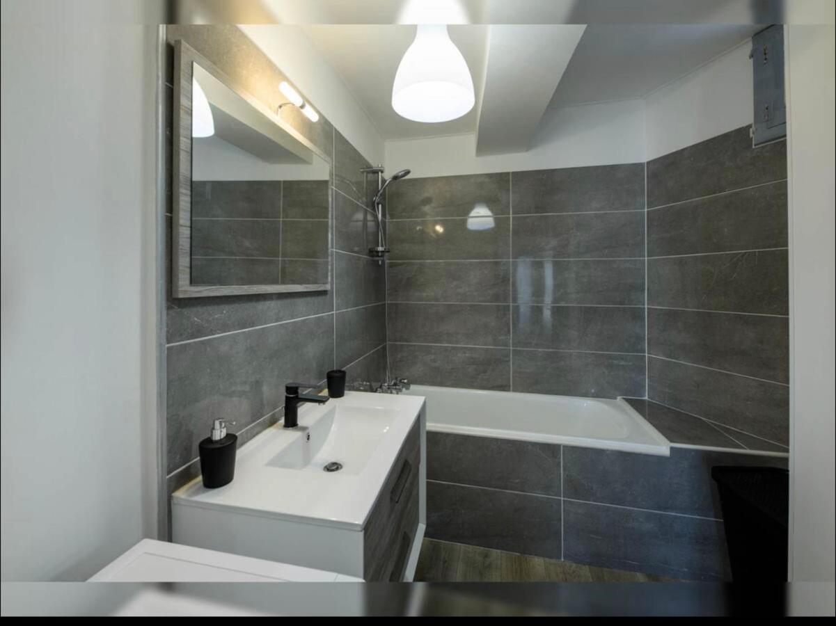8 Aout 3-Spacieux Appartement 3 Chambres - Allee Paul Riquet - Wifi - Tv Connecte ベジエ エクステリア 写真